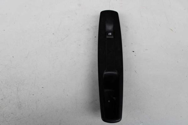 BOUTON LEVE VITRE RENAULT MEGANE  2009-2015  ( AVANT DROIT  ) - Vue 1